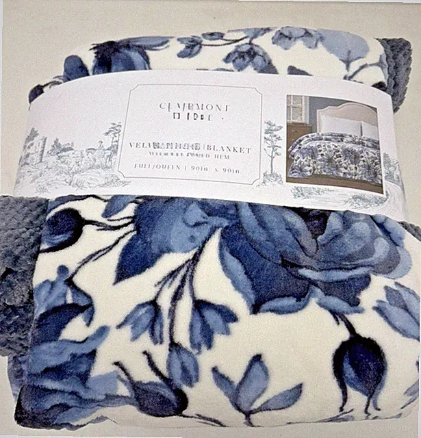 Clairmont House | Full/Queen | Blue Floral Velvet Plush Blanket 90x90