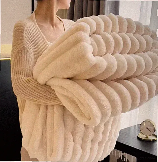 Imitation Rabbit Velvet Spring Autumn Warm Blankets or Blanket and Pillowcase