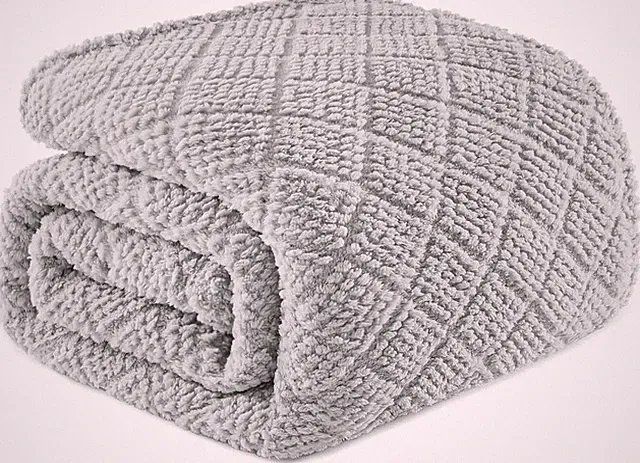 Queen Size Fuzzy Fleece Blanket All Season Lightweight Warm Soft Jacquard Waffle
